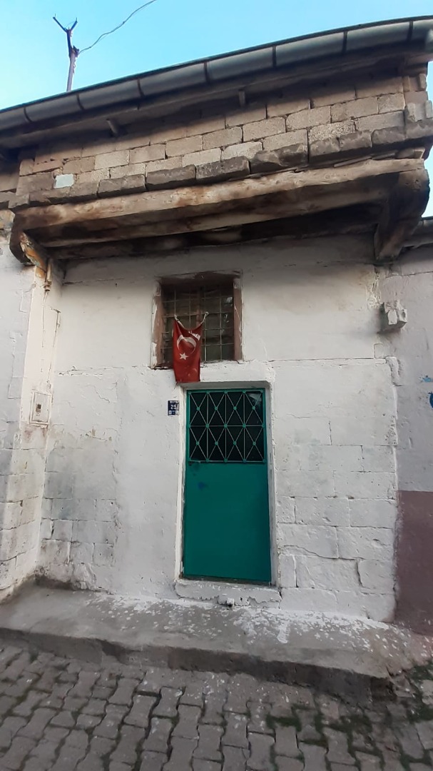 KAYSERİ DEVELİ EVEREK CAMİKEBİR MAHALLESİNDE SATILIK MÜSTAKİL EV